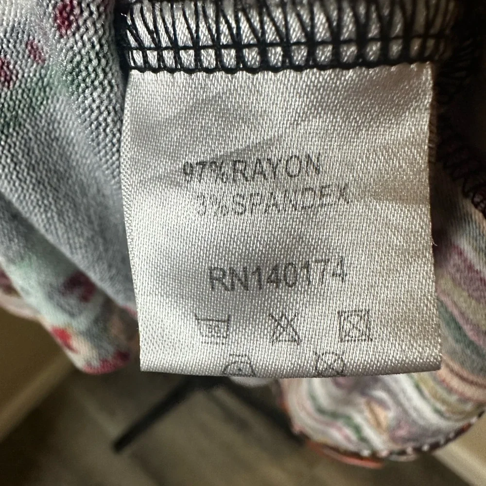 Women’s A frame vivid color dress. - Picture 6 of 7